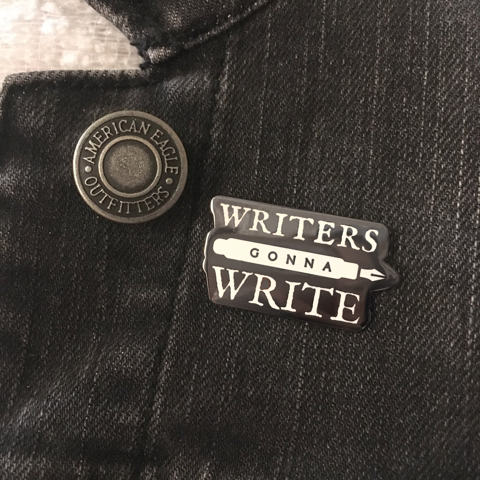 “Writers Gonna Write” Enamel Pin – Literary Gift for Authors & Book Lovers