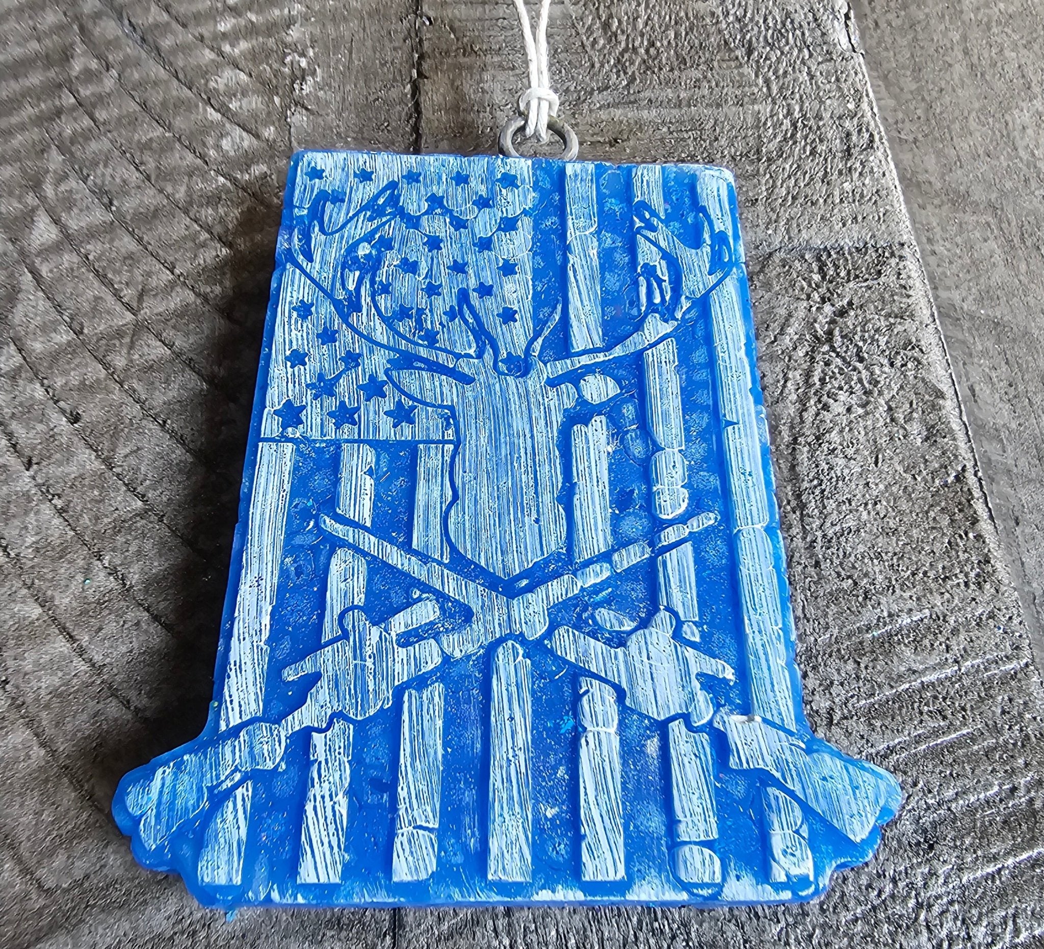 Deer Skull Flag Car Freshie: Handmade Aroma Bead Air Freshener for Outdoorsmen & Hunters. Patriotic Car Scent.