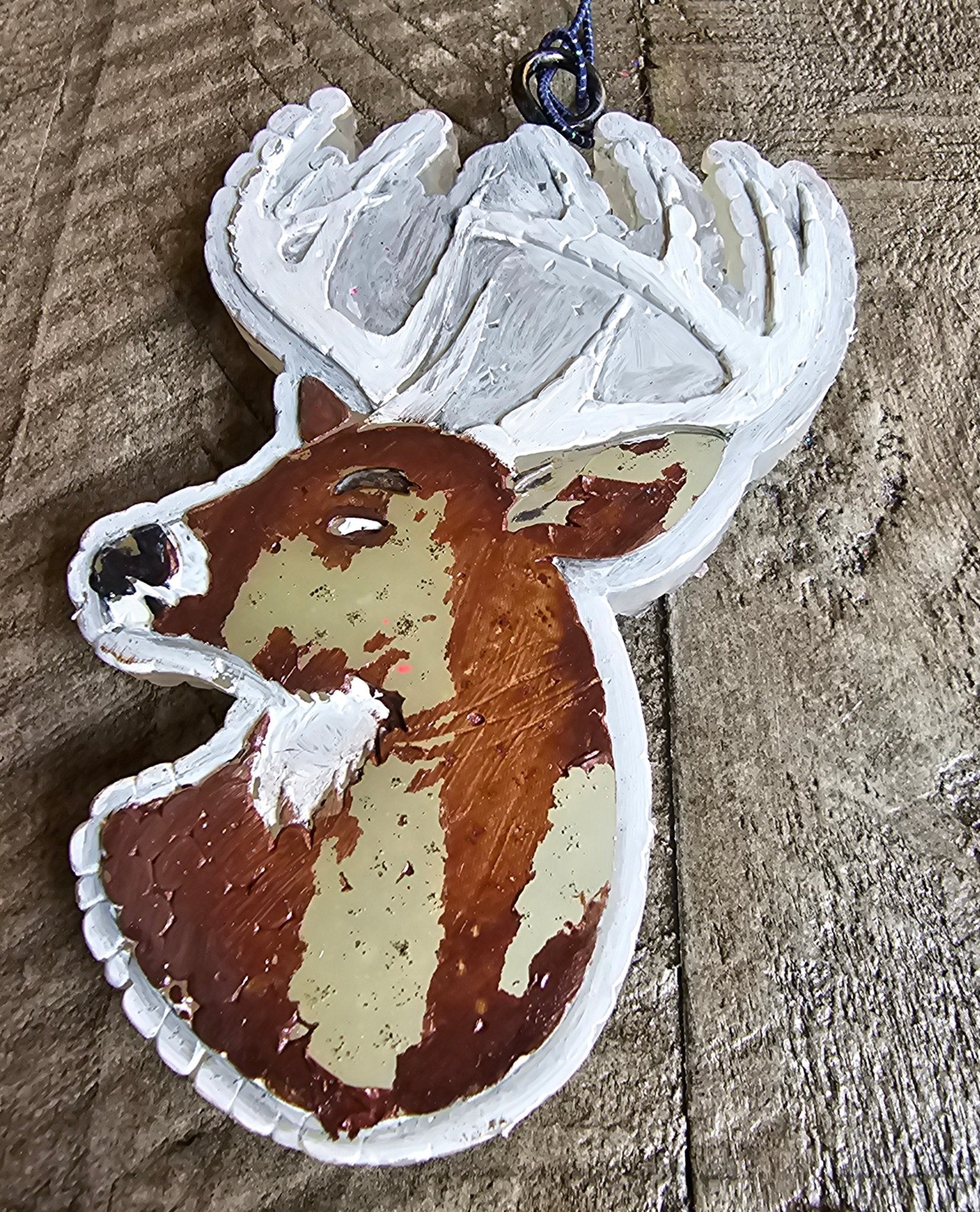 Handmade Deer Head Car Air Freshener - Rustic Hunting Decor with Aroma Beads for Car, Truck, or Home Fragrance Accessory