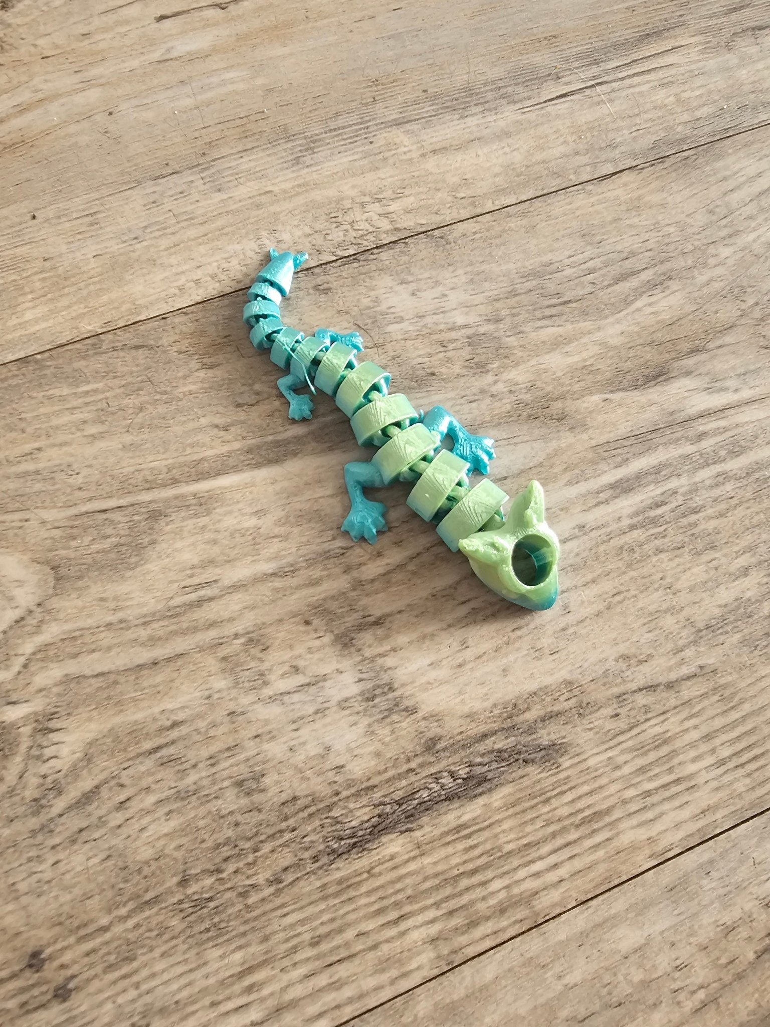3D Printed Articulated Chameleon Straw Topper - Teal and Mint Lizard, Flexible Novelty Drink Accessory