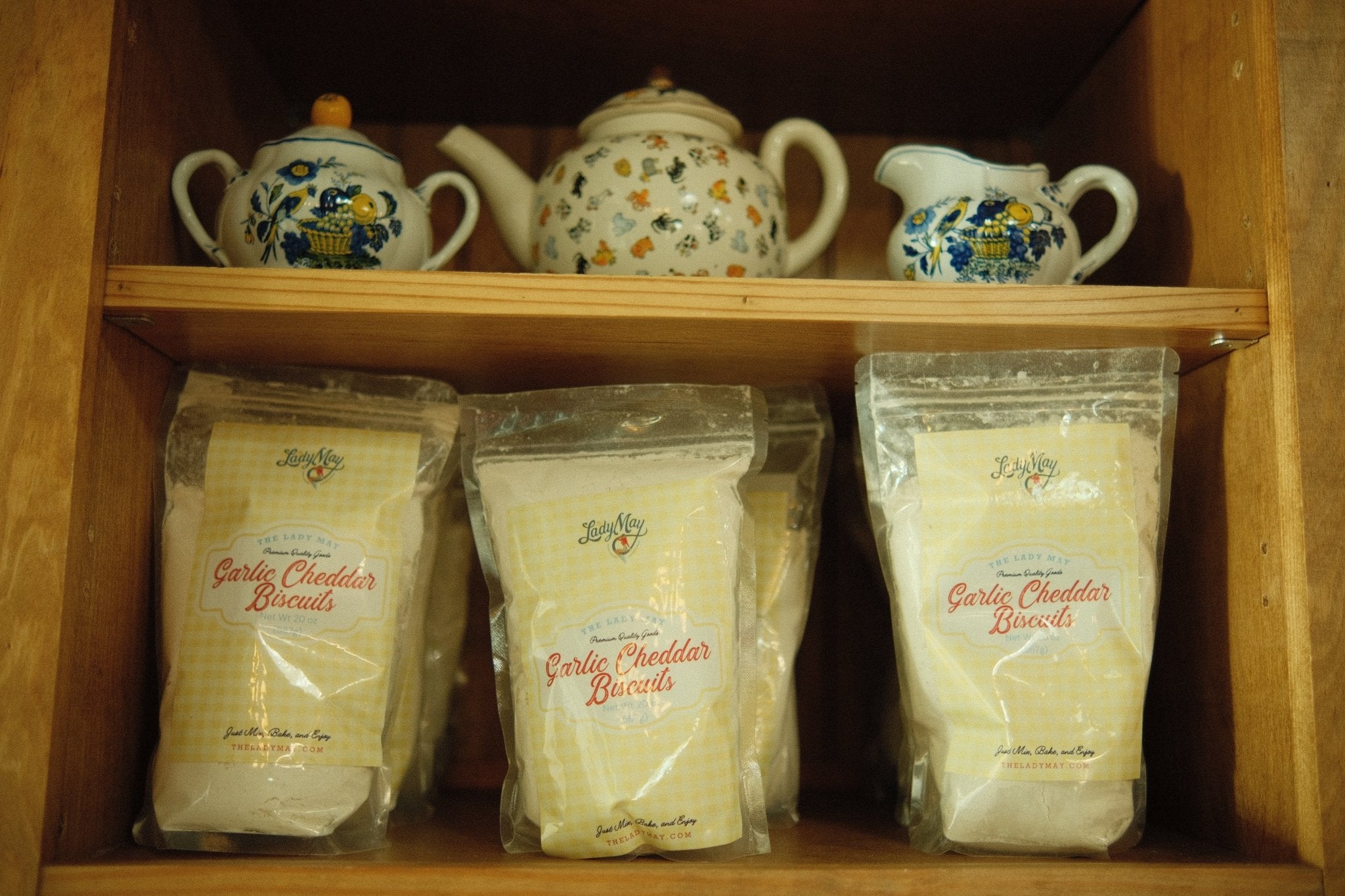 The Lady May Garlic Cheddar Biscuit Mix