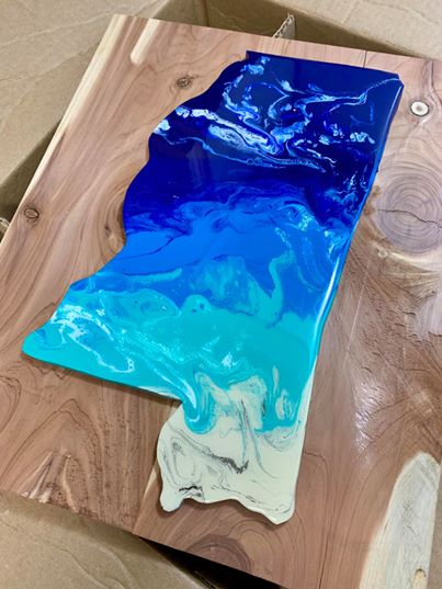 Handmade Mississippi State Wall Art: Resin Ocean Design on Wood