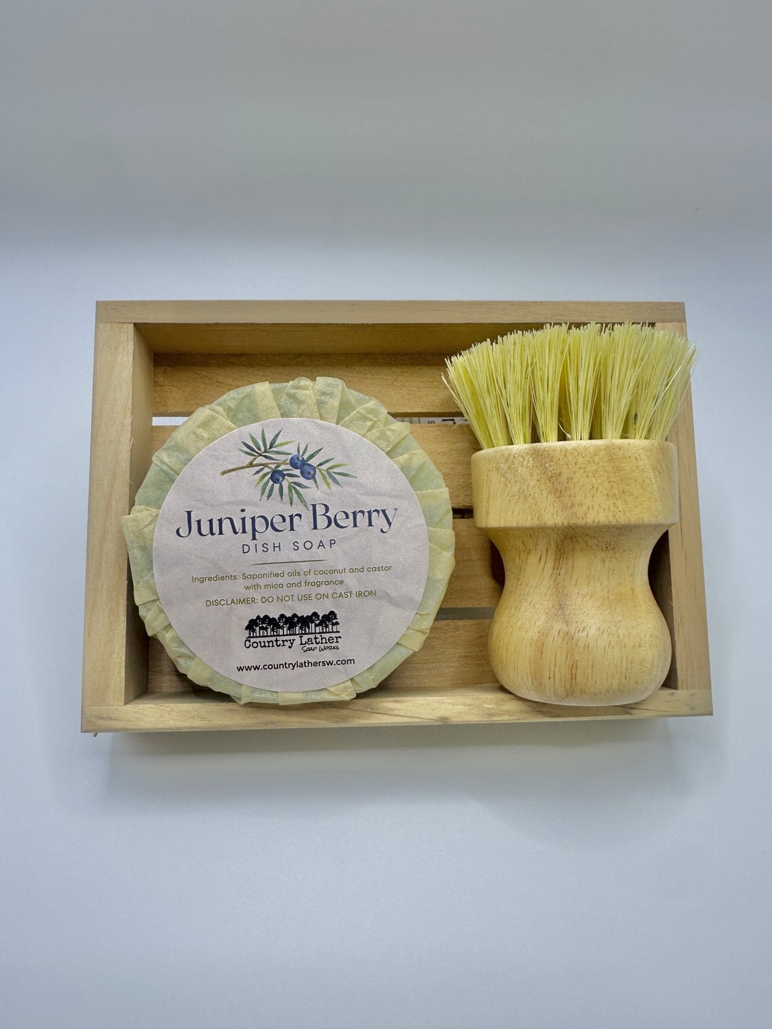 Juniper Berry Solid Dish Soap Set with Wooden Tray & Dish Brush - Eco-Friendly Cleaning
