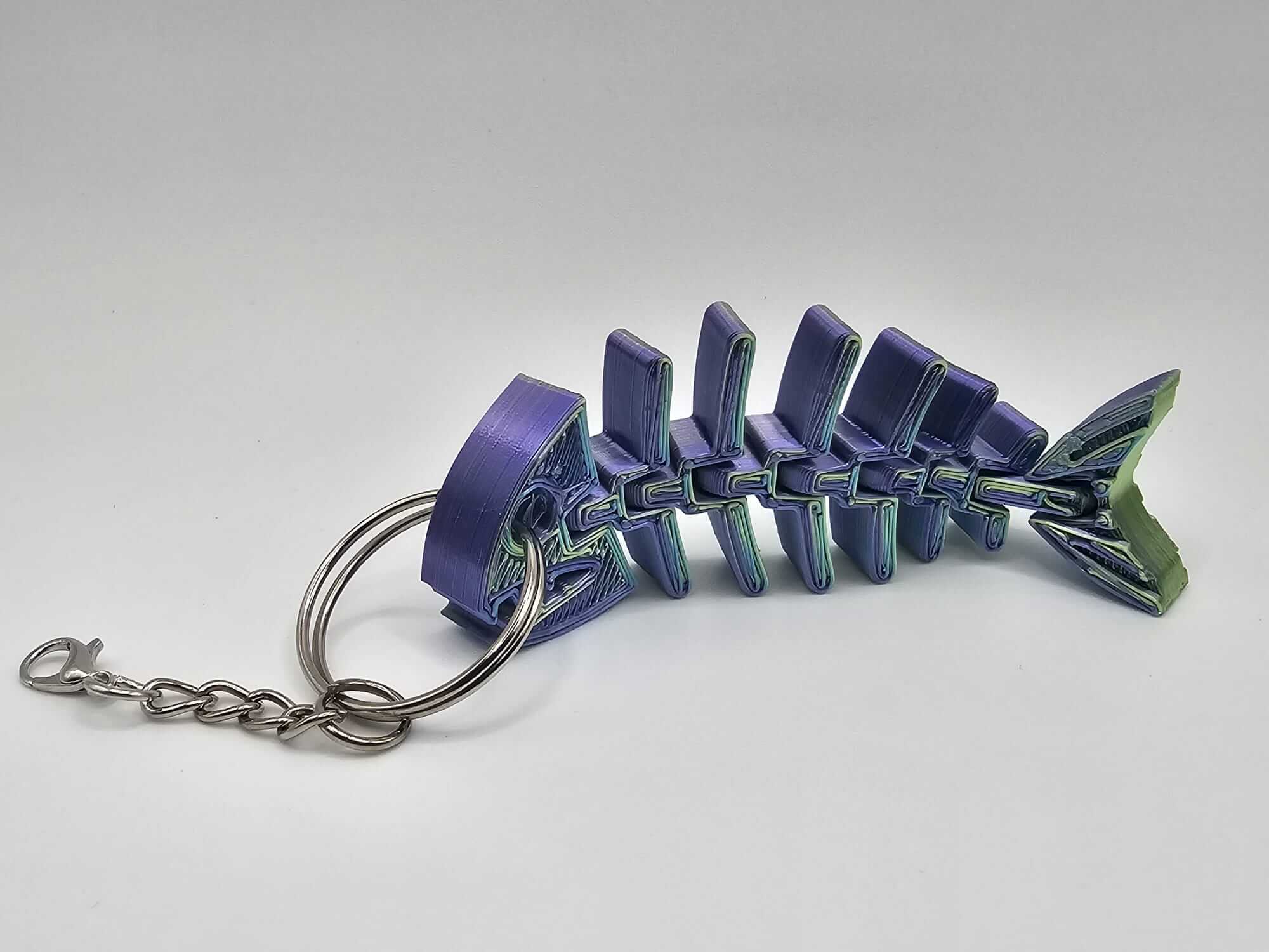 Close-up of flexi joints on the Fishbone Keychain by The Tween Space – Mississippi handmade gifts