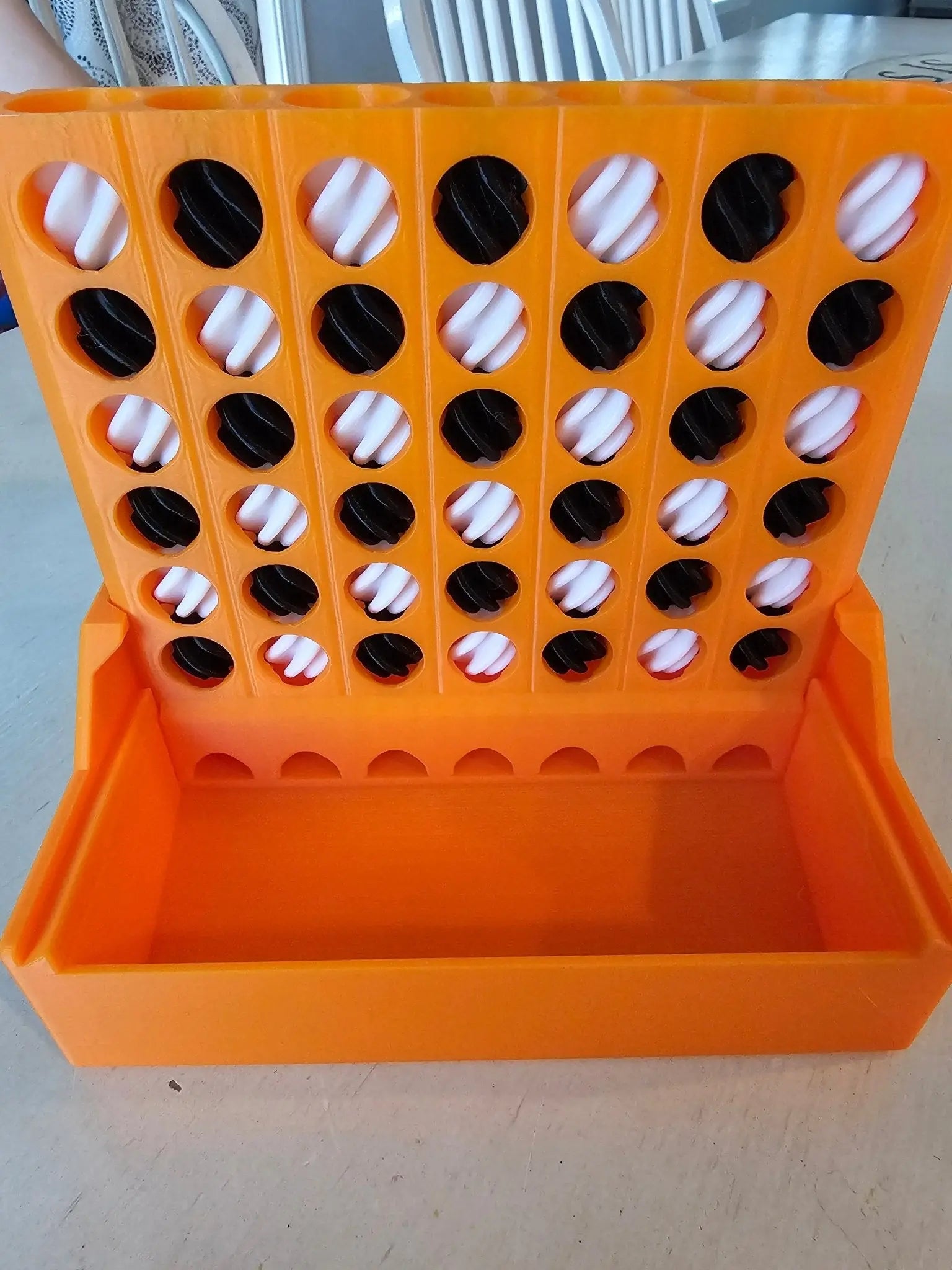 Self-Sorting Connect Four Game: 3D Printed Family Fun!