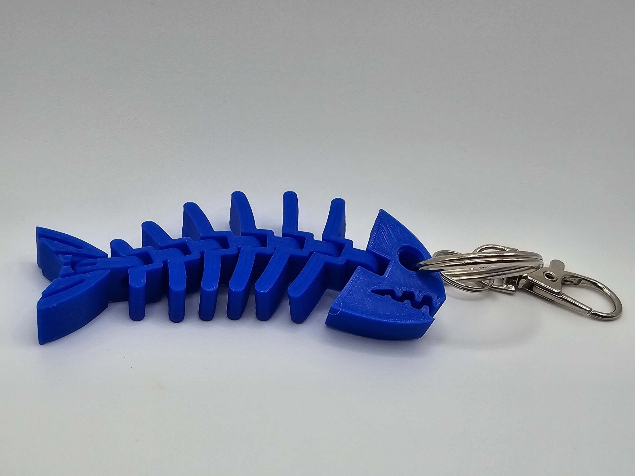 Full view of Flexi Fishbone Keychain by The Tween Space – Mississippi handmade gifts