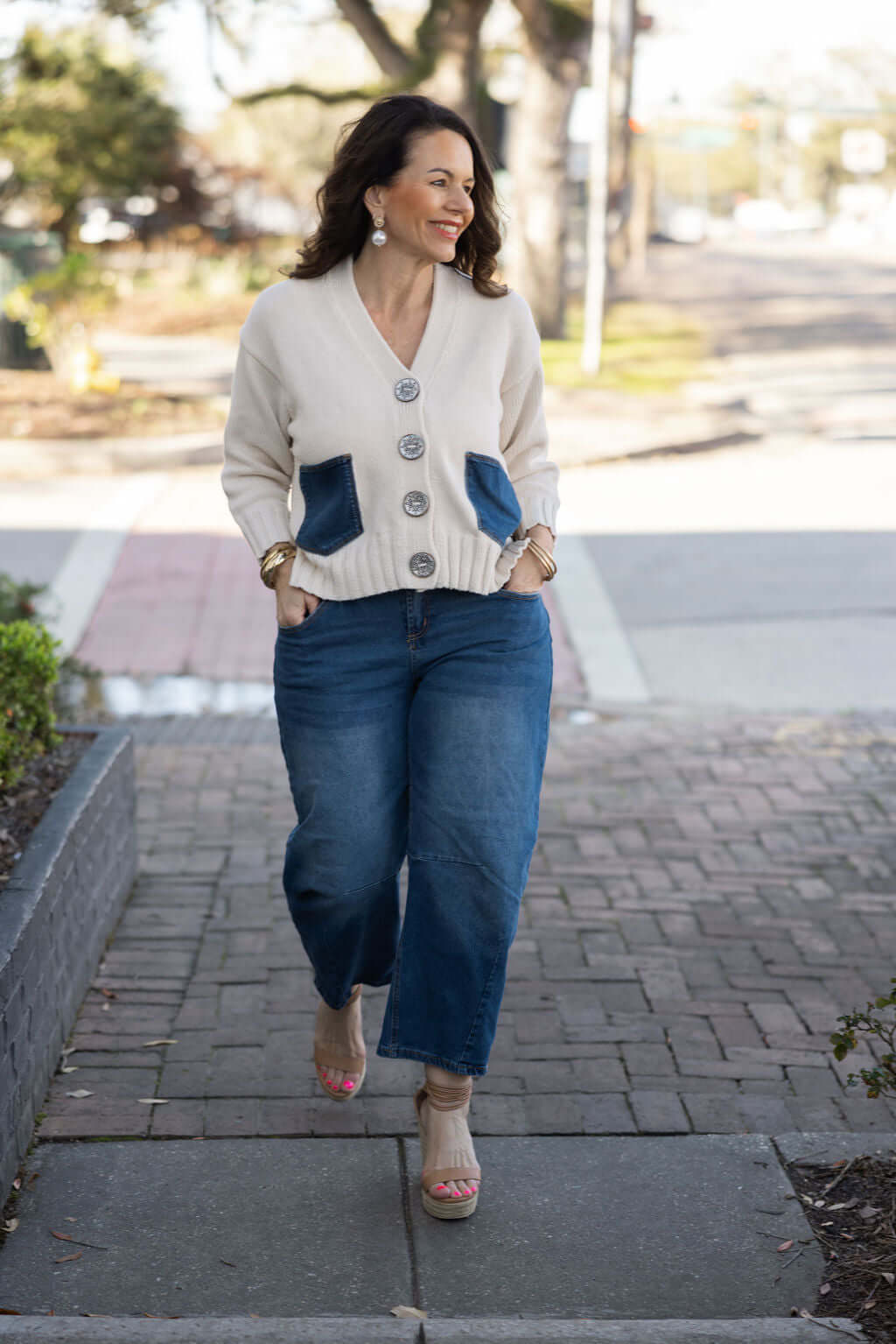 Women's cardigan by Keep It Trendy: Cream cardigan with denim pockets and silver buttons. Street style fashion.