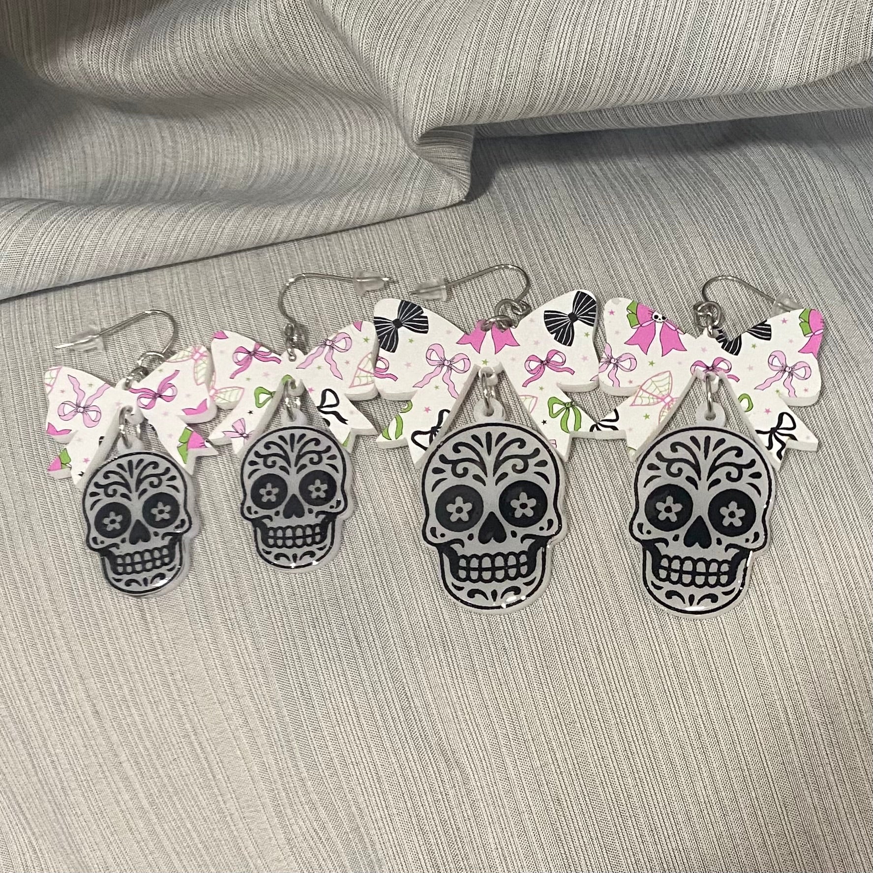 Sugar Skull Earrings with Bows - Halloween Jewelry - Dia de los Muertos - Main Street Collective