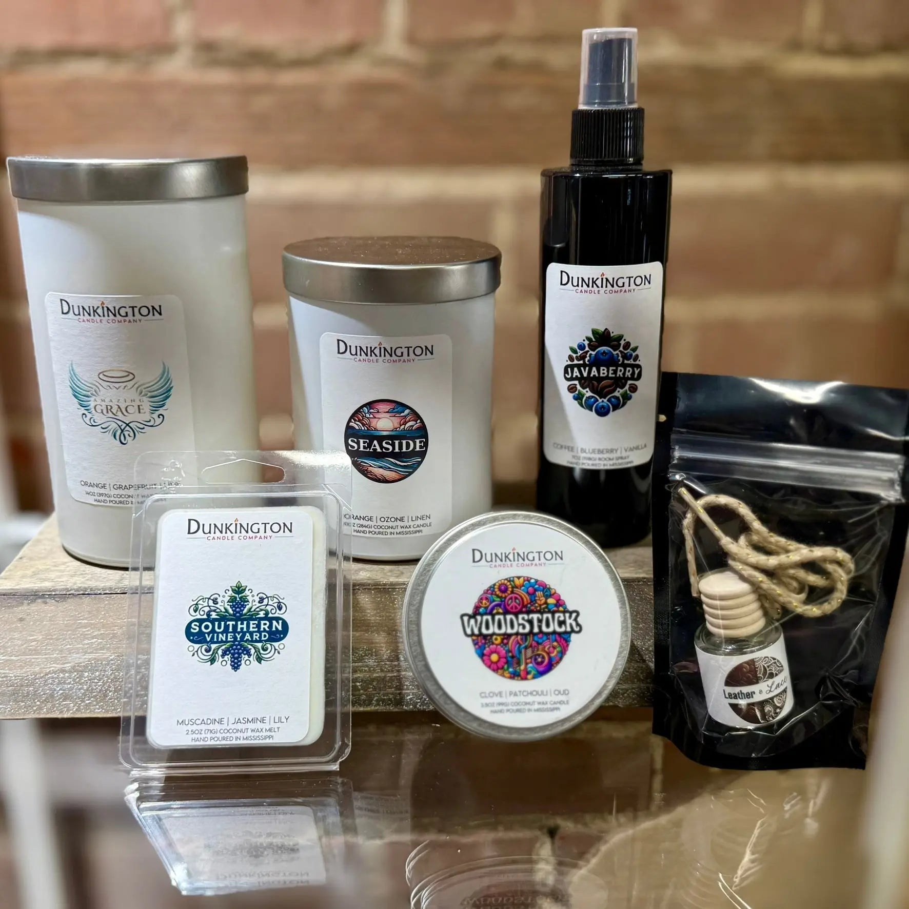 Dunkington Candles: Grace, Seaside, Javaberry, Southern Vineyard, Woodstock, Leather & Lace - Home Fragrance Collection