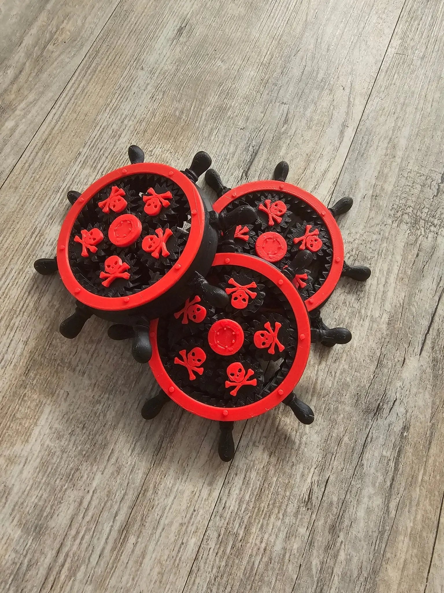 Pirate Wheel Fidget Spinner - Skull & Crossbones 3D Printed Toy - Main Street Collective