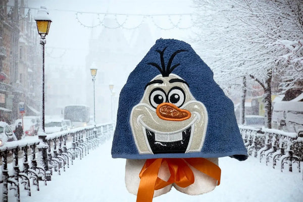 Olaf Snowman Hooded Towel - Disney Frozen Kids Towel - Main Street Collective