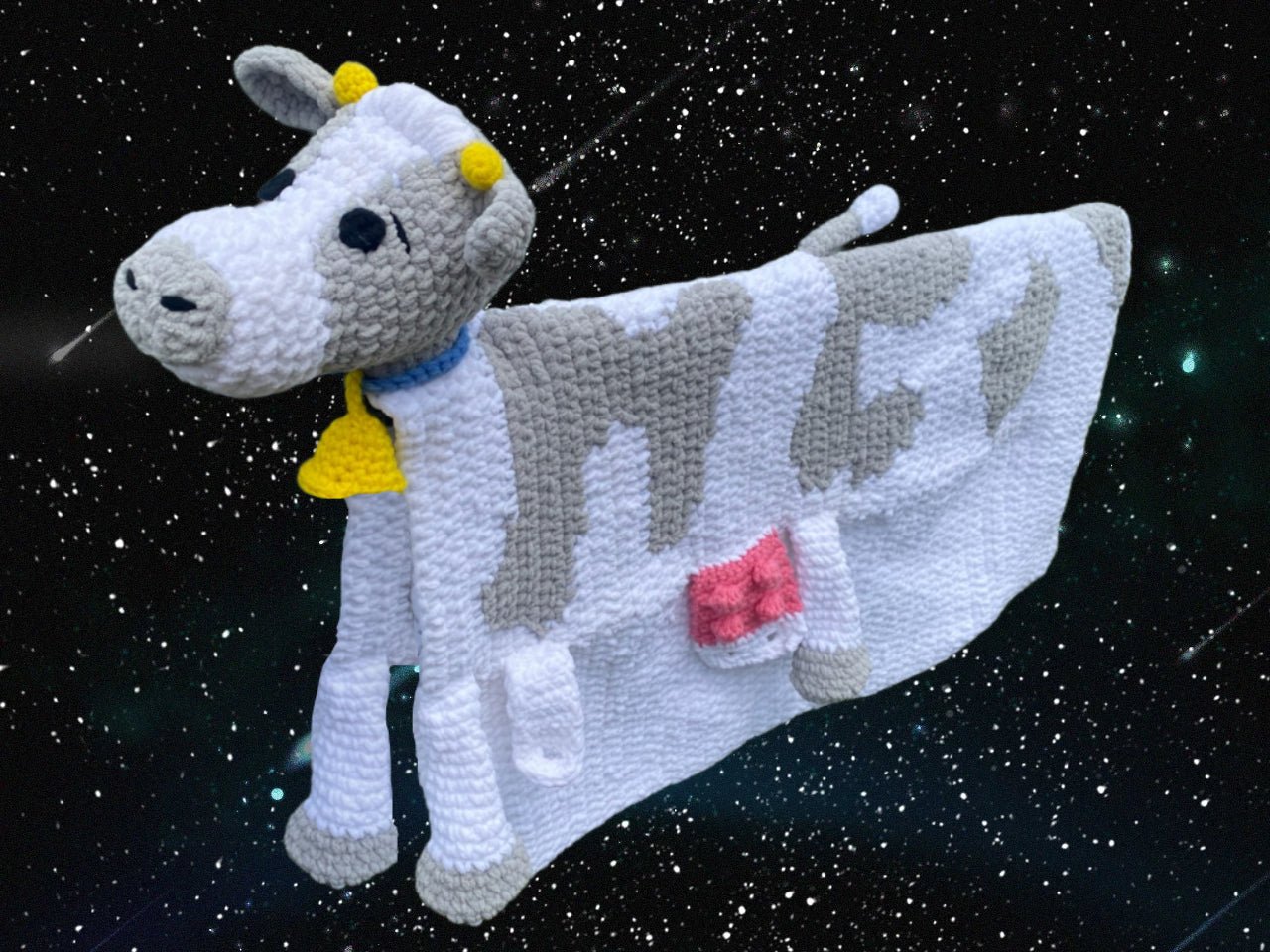 Handmade Crochet Cow Blanket: Soft, Cozy, and Adorable! Baby Nursery Decor, Cuddle Toy, Newborn Gift.