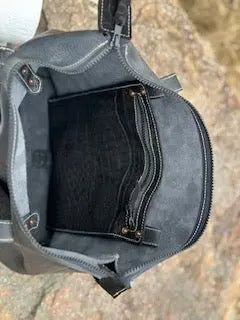 Main Street Collective Zippered Leather Purse: Multiple Pockets, Concealed Carry Tote