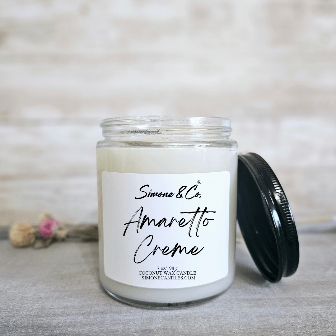 Simone & Co. Amaretto Crème Candle: A Cozy Coconut Wax Candle with Almond, Vanilla, and Spice Scent.  Perfect for Home Fragrance.