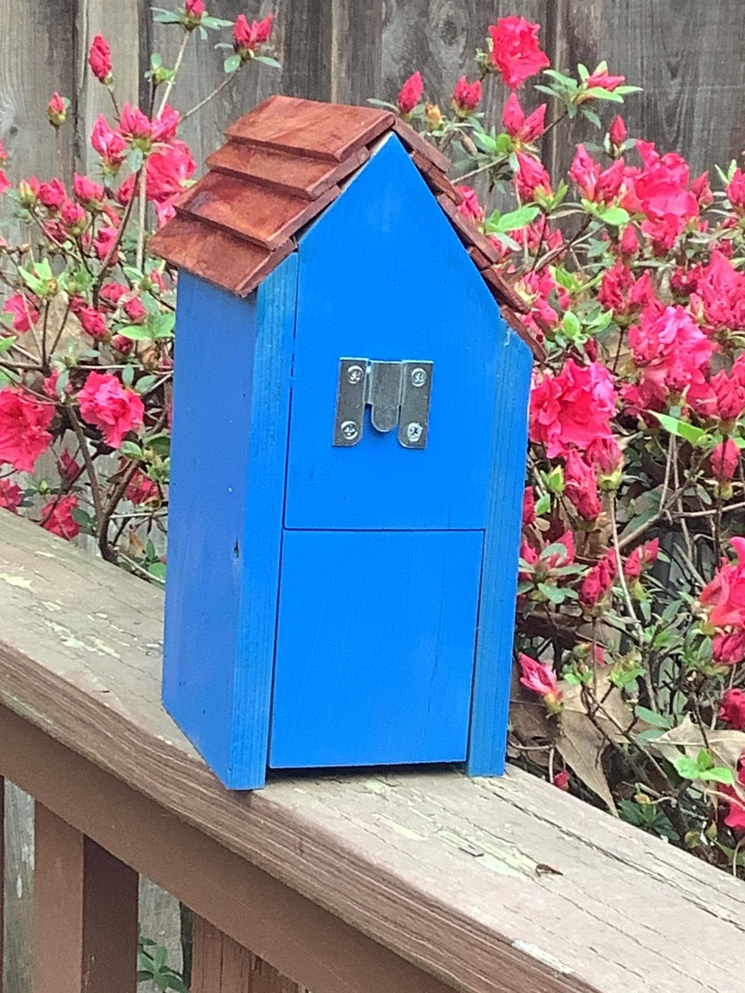Blue Cedar Birdhouse: Handmade Grayson Unlimited Cypress Bird House, Decorative Outdoor Decor