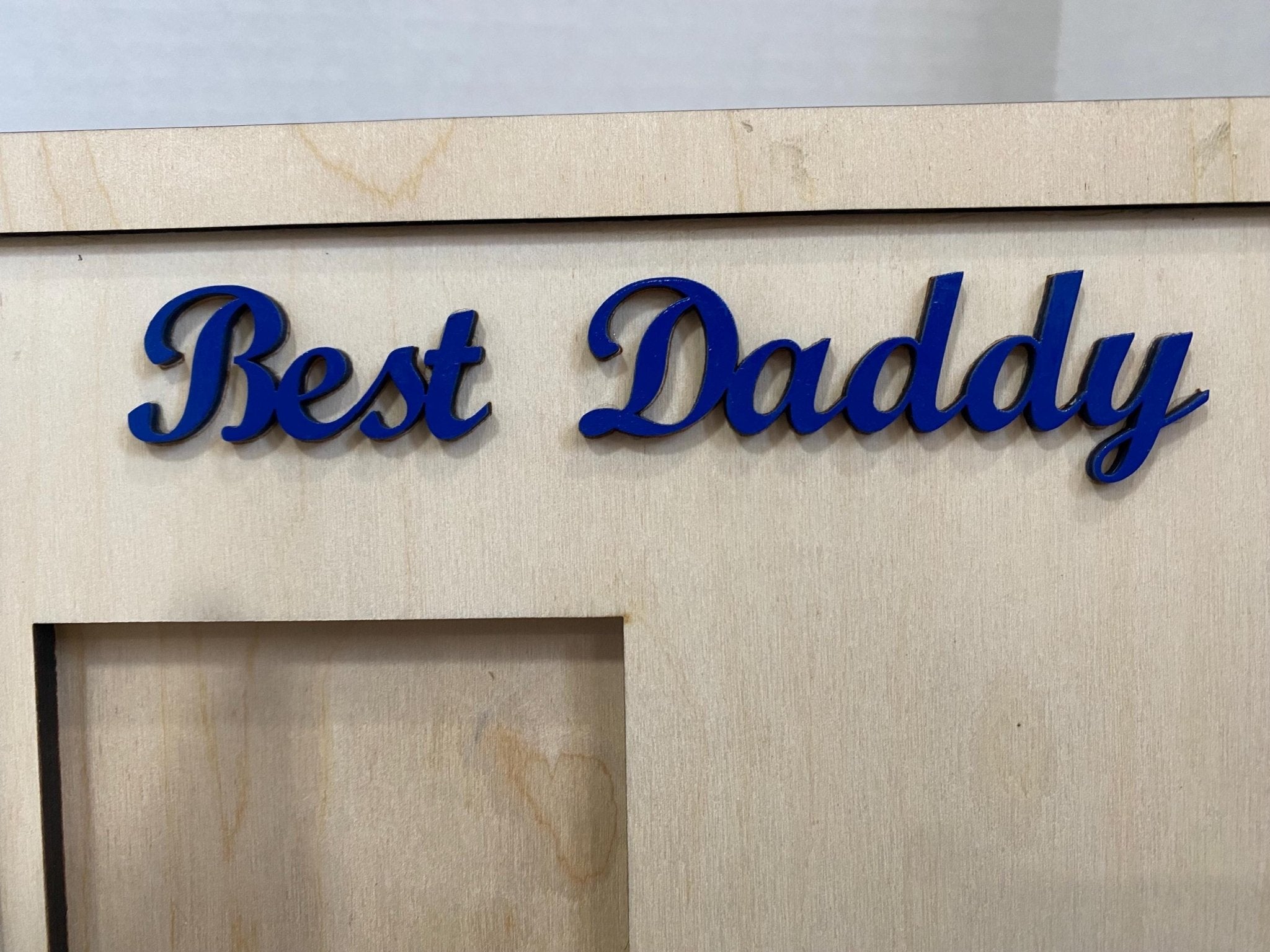 Father’s Day gift from child, Best Daddy Hands Down wood photo frame for 4x6 photo, do-it-yourself child’s handprint, gift for dad