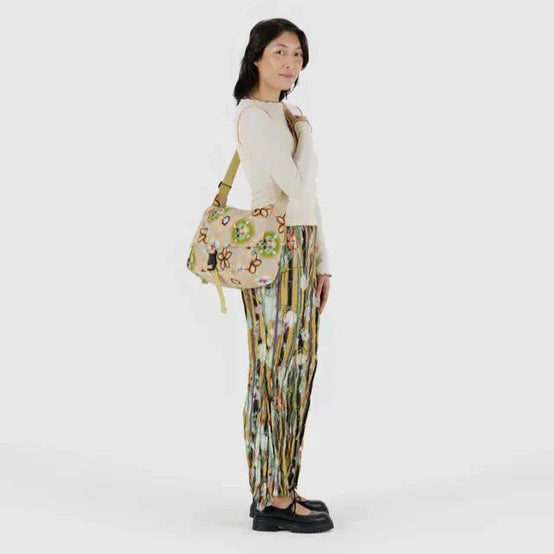 Baggu Nylon Messenger Bag - Raisa