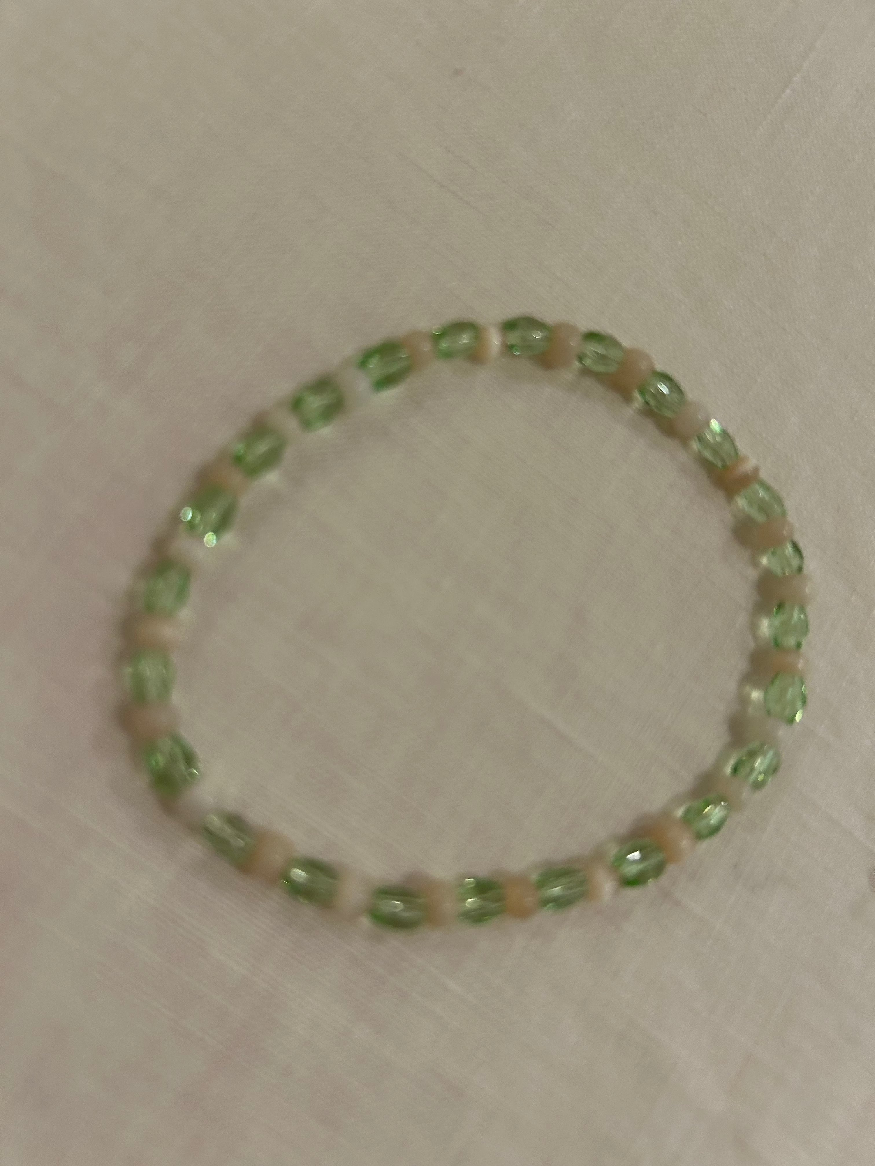 Soulful Designs 7½" Light Peridot & Peach Cat-Eye Bracelet