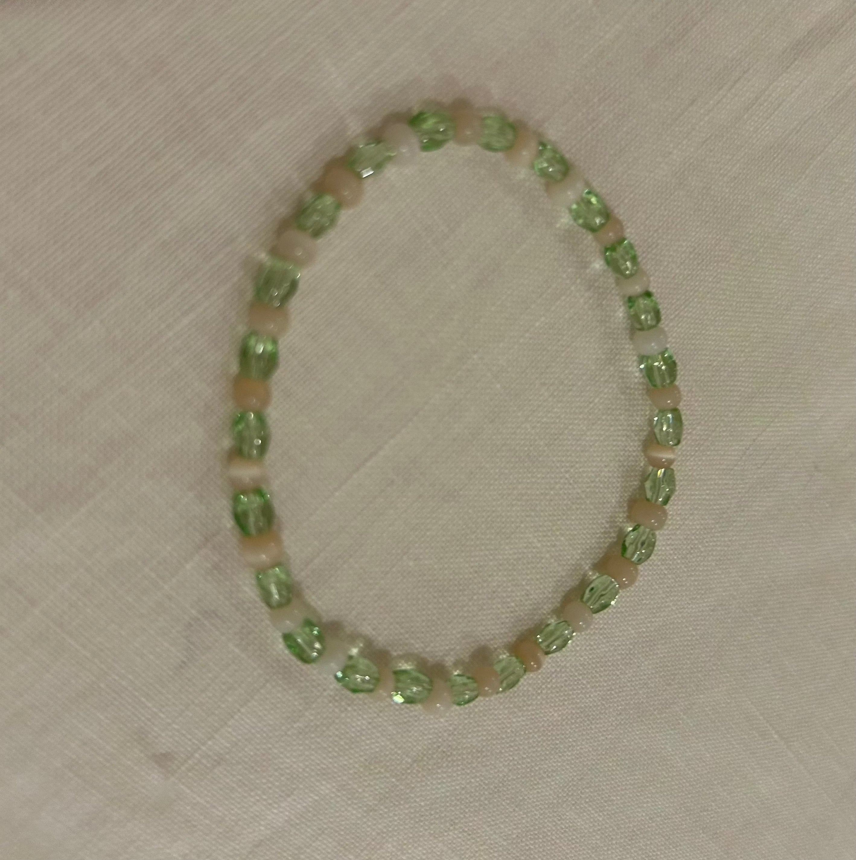 Soulful Designs 7½" Light Peridot & Peach Cat-Eye Bracelet