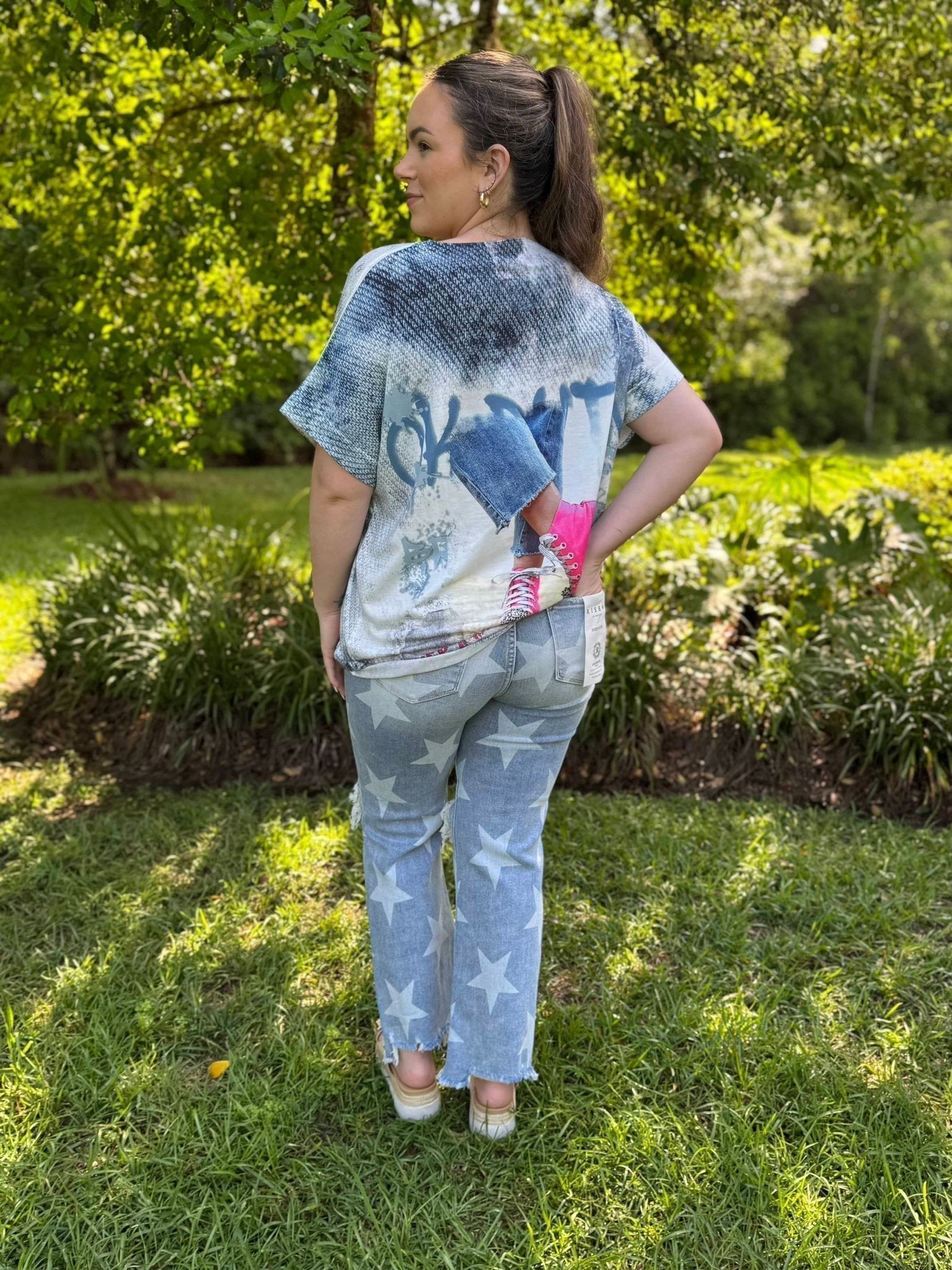 Italian Pink Converse Tee: Trendy Women's Boutique Top with Sparkle Detail, Made in Italy