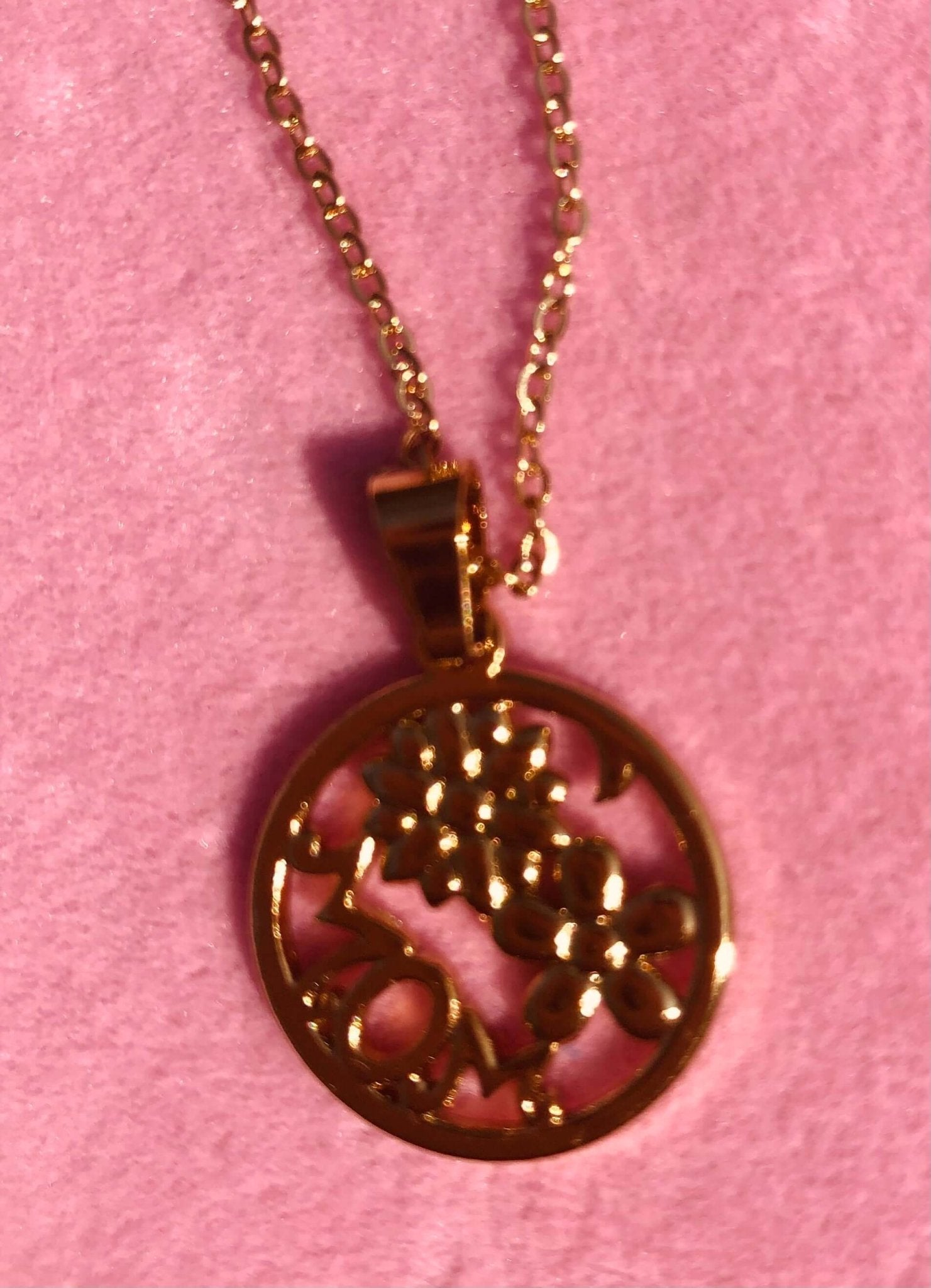 Gold Flower Pendant Necklace - Dainty Jewelry for Women | Main Street Collective