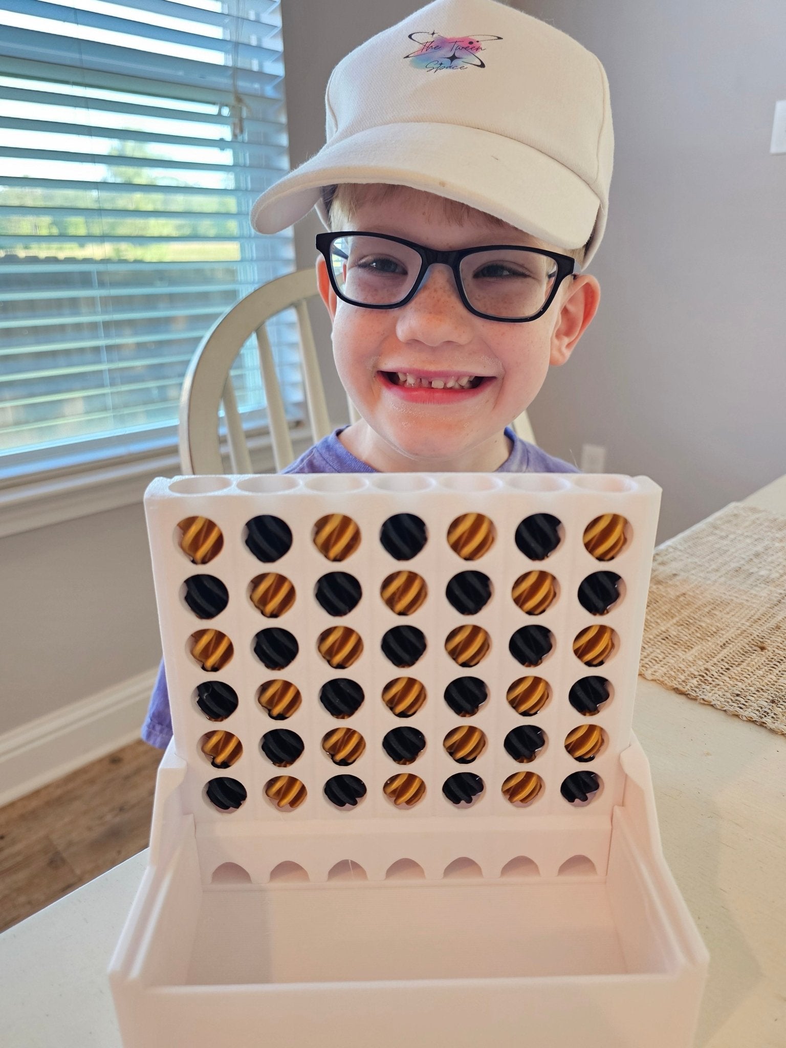 Cascading Self-Sorting Connect Game
