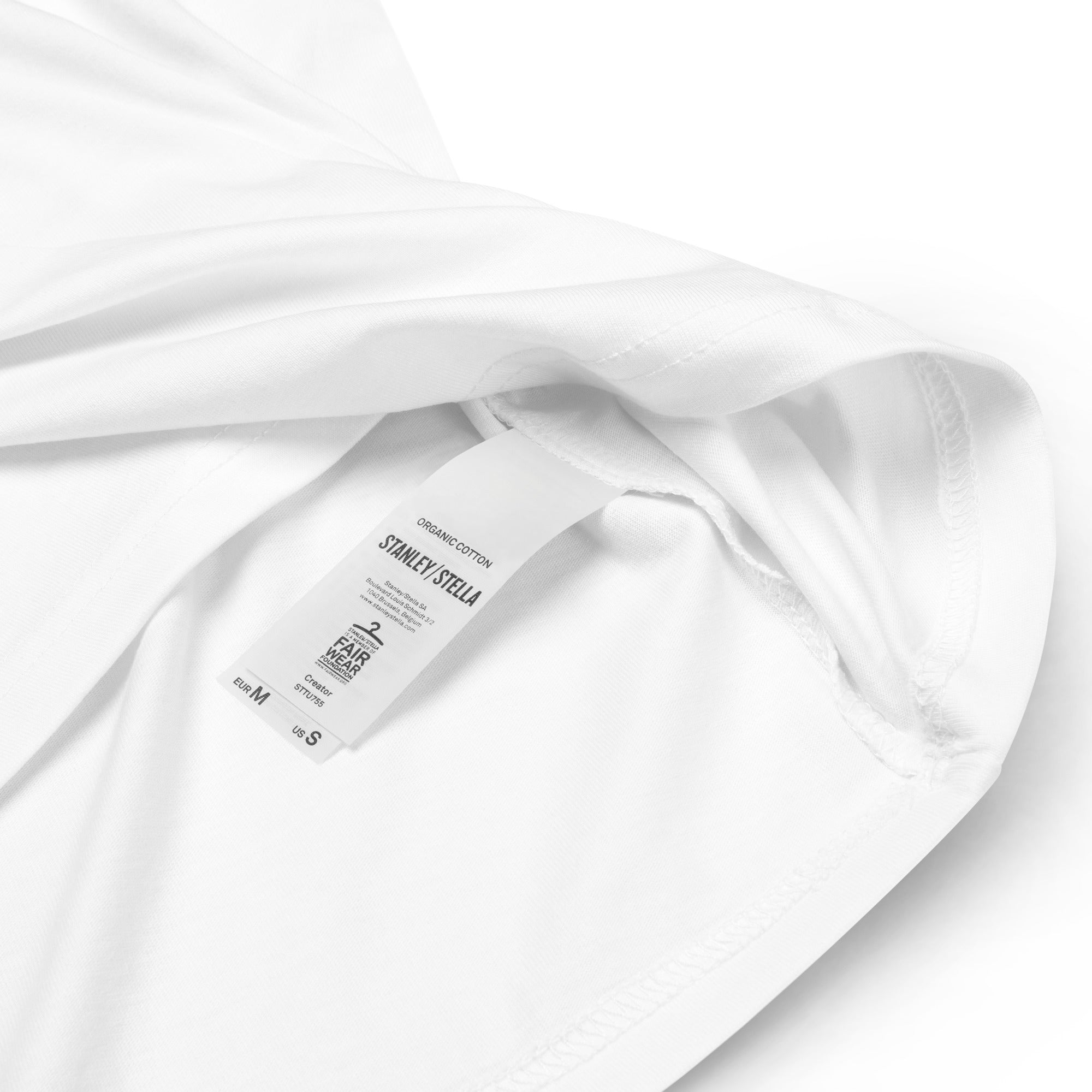 Stanley/Stella Label: Organic Cotton T-Shirt Tag, Fair Wear, Size M (EUR) / S (US). Sustainable & Ethical Fashion Detail.